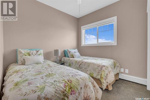 301 714 Hart Road, Saskatoon, SK - Indoor Photo Showing Bedroom