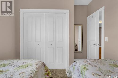 301 714 Hart Road, Saskatoon, SK - Indoor Photo Showing Bedroom