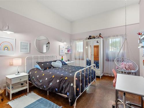 2-338 Dallas Rd, Victoria, BC - Indoor Photo Showing Bedroom