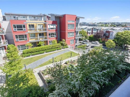 311-785 Tyee Rd, Victoria, BC - Outdoor With Balcony