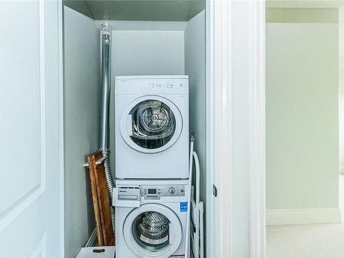 201-755 Goldstream Ave, Langford, BC - Indoor Photo Showing Laundry Room