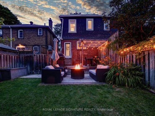 493 Millwood Rd, Toronto, ON - Outdoor