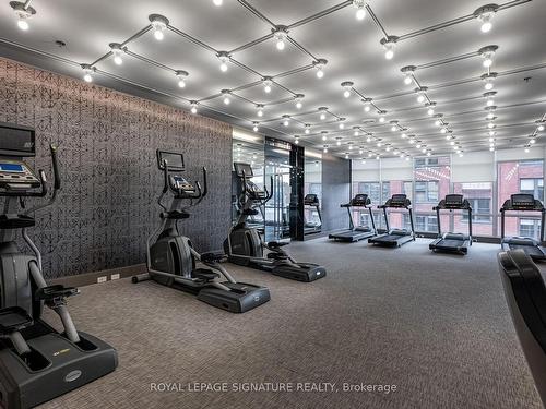 324-30 Nelson St, Toronto, ON - Indoor Photo Showing Gym Room