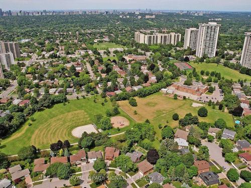 46 Sandbourne Cres, Toronto, ON - Outdoor With View