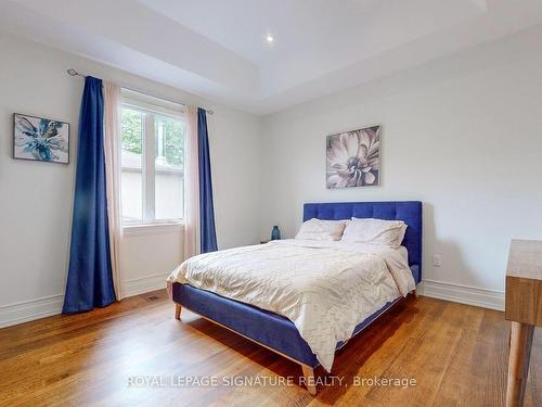 279 Betty Ann Dr, Toronto, ON - Indoor Photo Showing Bedroom