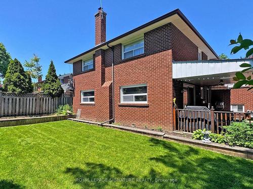 6 Kelvinway Dr, Toronto, ON - Outdoor With Exterior