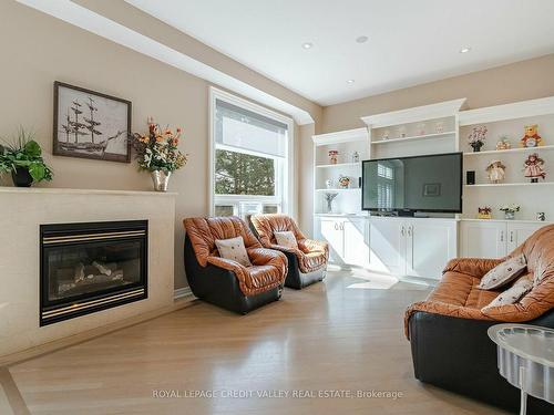 16 Sweet Briar Lane, Brampton, ON - Indoor Photo Showing Living Room With Fireplace