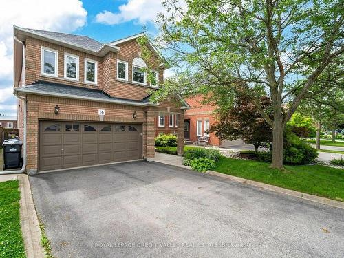 16 Sweet Briar Lane, Brampton, ON - Outdoor With Facade