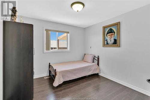 1133 Thunderbay Avenue, Windsor, ON - Indoor Photo Showing Bedroom