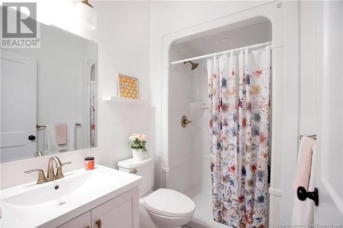 7 Brock Court, Rothesay, NB - Indoor Photo Showing Bathroom