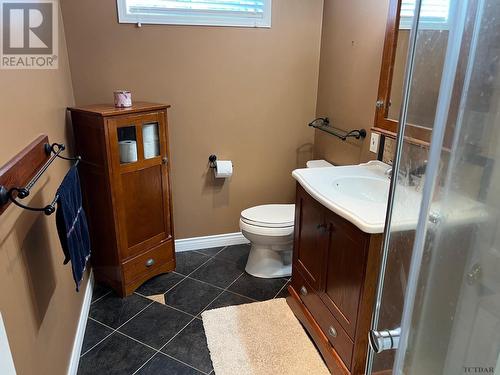232 Paddon, Temiskaming Shores, ON - Indoor Photo Showing Bathroom