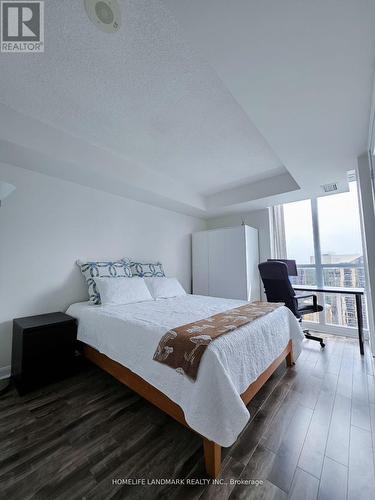3215 - 4978 Yonge Street, Toronto, ON - Indoor Photo Showing Bedroom