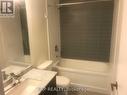 1908 - 510 Curran Place, Mississauga, ON  - Indoor Photo Showing Bathroom 