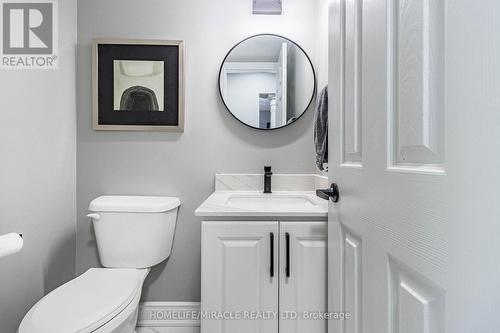 7667 Black Walnut Trail, Mississauga, ON - Indoor Photo Showing Bathroom