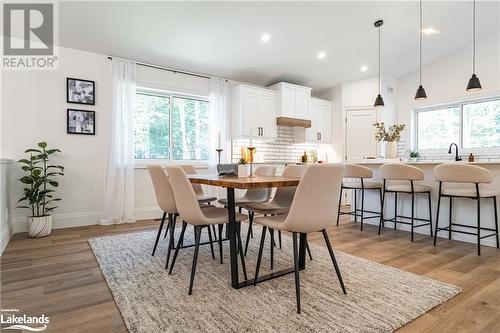 93 Summer Leigh Trail, Huntsville, ON - Indoor Photo Showing Dining Room