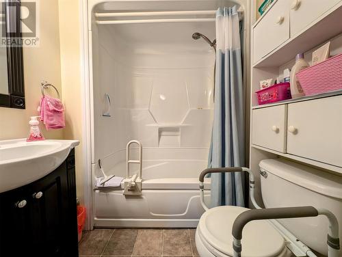 32 Park Drive, Corner Brook, NL - Indoor Photo Showing Bathroom