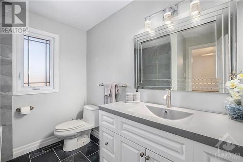 963 Chaleur Way, Ottawa, ON - Indoor Photo Showing Bathroom