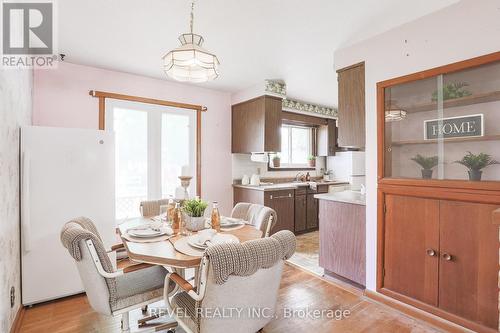 16 Riverview Road, Kawartha Lakes, ON - Indoor Photo Showing Dining Room