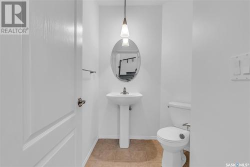 2823 Mcclocklin Road, Saskatoon, SK - Indoor Photo Showing Bathroom