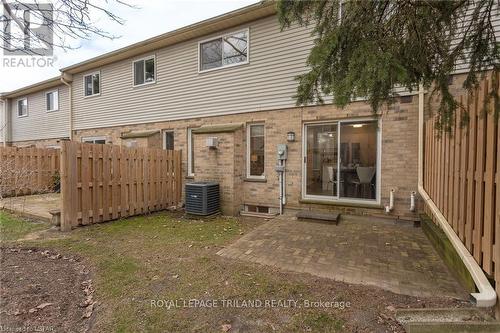 10 - 10 Rossmore Court, London, ON - Outdoor
