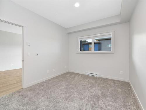 512-2469 Gateway Rd, Langford, BC - Indoor Photo Showing Other Room