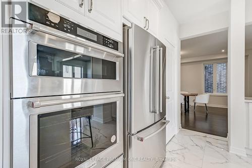 285 Chippewa Avenue, Shelburne, ON - Indoor Photo Showing Kitchen With Stainless Steel Kitchen With Upgraded Kitchen