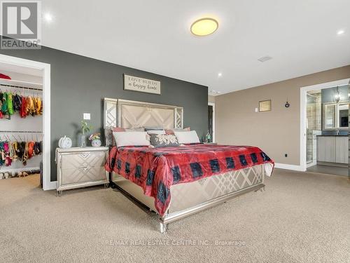 654 Freeport Street, London, ON - Indoor Photo Showing Bedroom