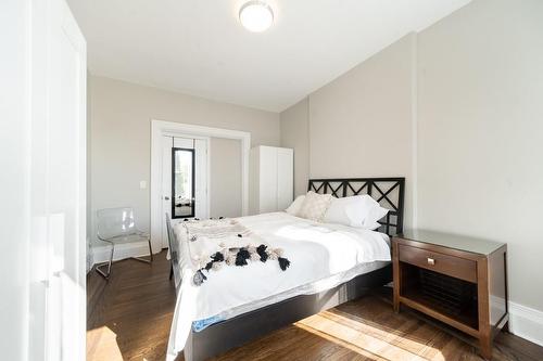 102 Birch Avenue, Hamilton, ON - Indoor Photo Showing Bedroom