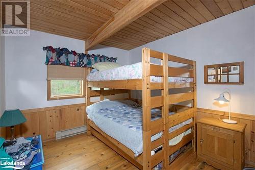 620 Island 180, Port Severn, ON - Indoor Photo Showing Bedroom