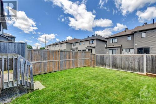 33 Fallengale Crescent, Ottawa, ON - Outdoor