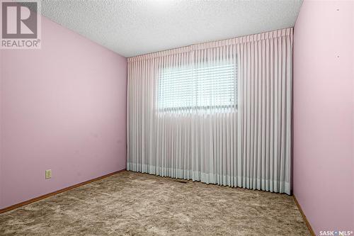414 Haight Crescent, Saskatoon, SK - Indoor Photo Showing Other Room