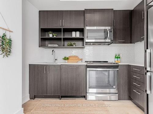 205-128 Fairview Mall Dr, Toronto, ON - Indoor Photo Showing Kitchen With Stainless Steel Kitchen With Upgraded Kitchen