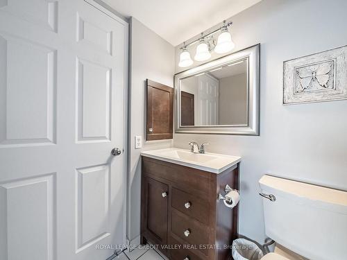 401-12 Laurelcrest St, Brampton, ON - Indoor Photo Showing Bathroom