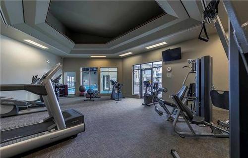 211-4380 Lakeshore Road, Kelowna, BC - Indoor Photo Showing Gym Room