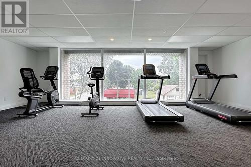 422 - 1 Falaise Road, Toronto, ON - Indoor Photo Showing Gym Room