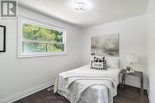 114 Sexton Crescent, Toronto, ON - Indoor Photo Showing Bedroom