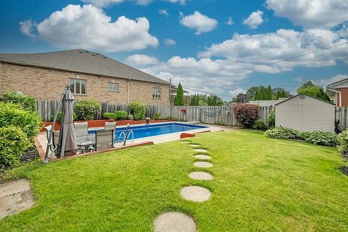 2334 Prospect Street, Burlington, ON - Outdoor With In Ground Pool