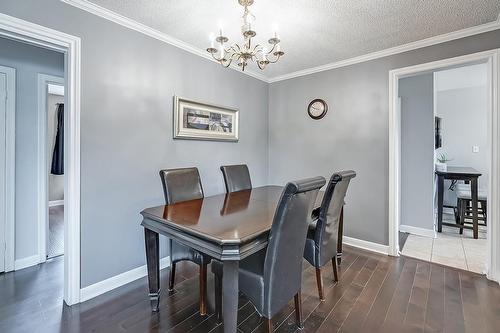 2334 Prospect Street, Burlington, ON - Indoor Photo Showing Dining Room