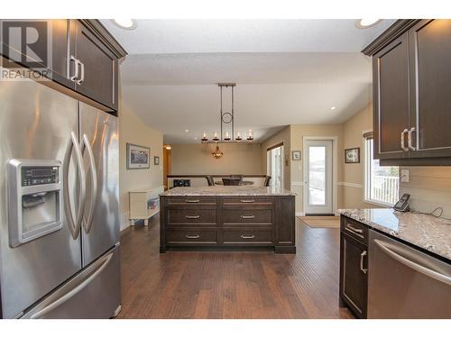 7377 Mckoryk Road, Vernon, BC - Indoor Photo Showing Kitchen With Stainless Steel Kitchen