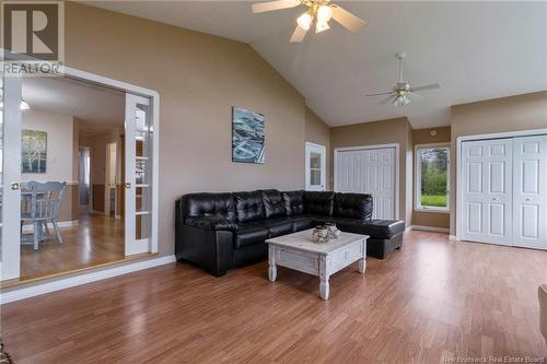 87 Caissie, Grande-Digue, NB - Indoor Photo Showing Living Room