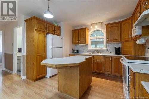 87 Caissie, Grande-Digue, NB - Indoor Photo Showing Kitchen