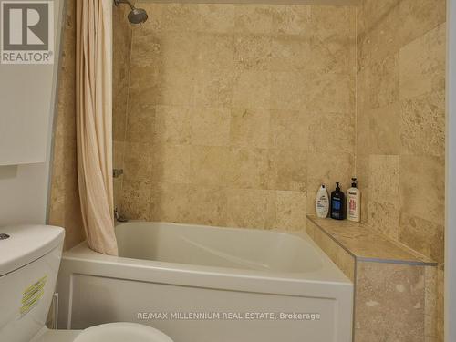 2804 - 14 York Street S, Toronto, ON - Indoor Photo Showing Bathroom