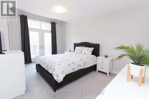 B2 - 145 South Creek Drive, Kitchener, ON - Indoor Photo Showing Bedroom