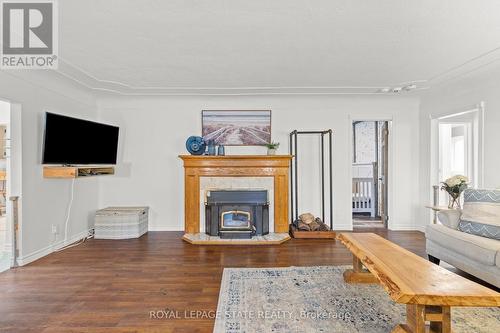 665 Nash Road N, Hamilton, ON - Indoor Photo Showing Living Room With Fireplace