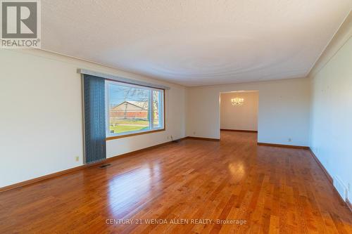 408 Mersea Road 3 Road, Leamington, ON - Indoor Photo Showing Other Room