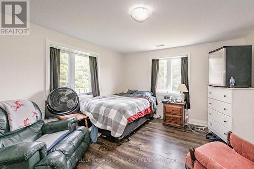 312015 Highway 6, Southgate, ON - Indoor Photo Showing Bedroom