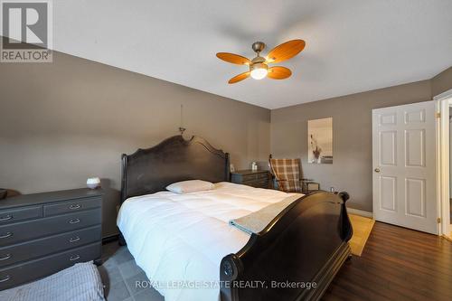 25 Lindsay Drive, Haldimand, ON - Indoor Photo Showing Bedroom