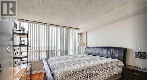 1001 - 26 Hanover Road, Brampton (Queen Street Corridor), ON - Indoor Photo Showing Bedroom