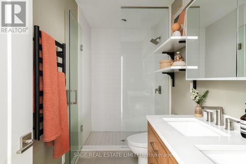 82 Annette Street, Toronto, ON - Indoor Photo Showing Bathroom
