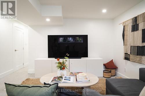 82 Annette Street, Toronto, ON - Indoor Photo Showing Living Room